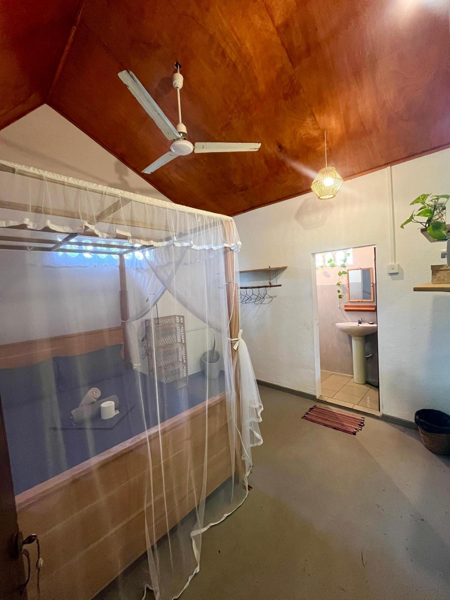 Just Another Guesthouse Polhena 외부 사진